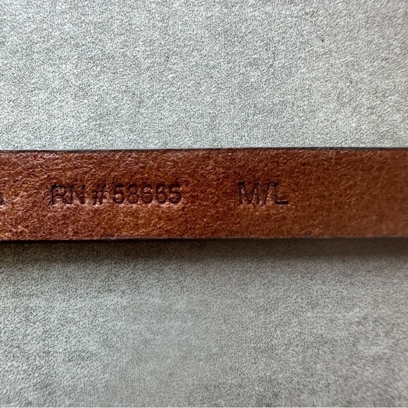 Halogen Skinny Womenβs Belt Snake-Skin Style - Picture 5 of 6